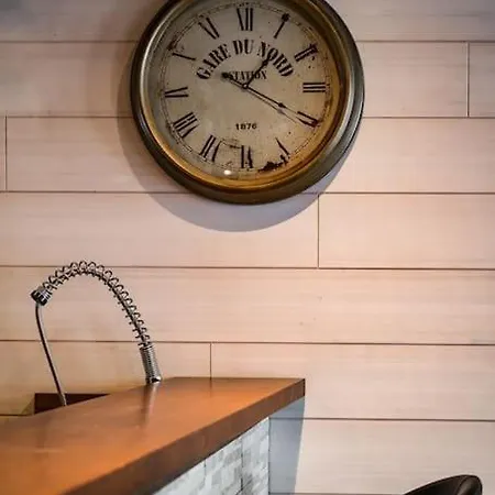 Magnificent In The Peace Of Nature Willa *