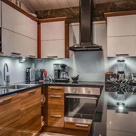 Willa Magnificent In The Peace Of Nature *